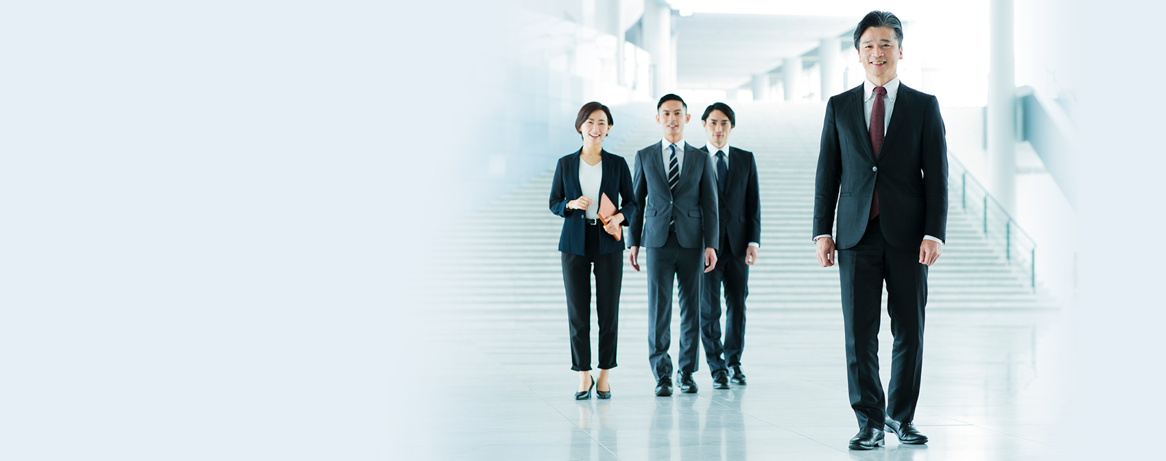 事業承継専門の税理士がフルサポート 後継 会社の「10年先」を考える 新事業承継税制を最大限に活用した税負担の少ない事業承継を実現します!